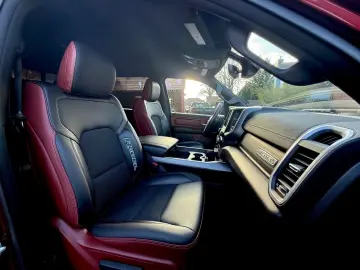 DODGE REBEL LONGBED NAVI AHK ROLLBAR OFFROAD LIFT