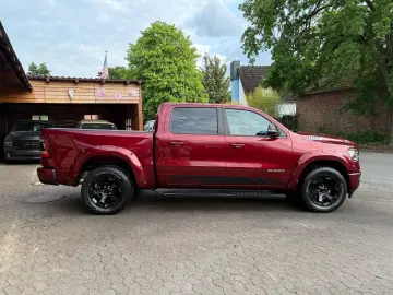 DODGE 5.7 4X4 OFFROAD LIFT AHK NAVI GARANTIE ABDECKUNG