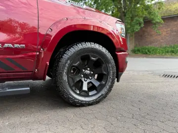 DODGE 5.7 4X4 OFFROAD LIFT AHK NAVI GARANTIE ABDECKUNG