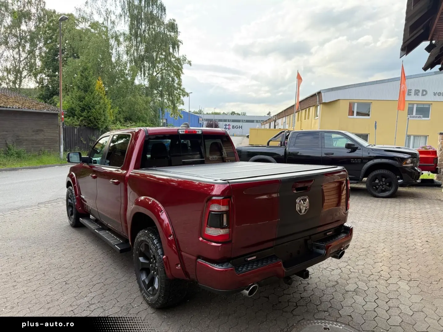 DODGE 5.7 4X4 OFFROAD LIFT AHK NAVI GARANTIE ABDECKUNG