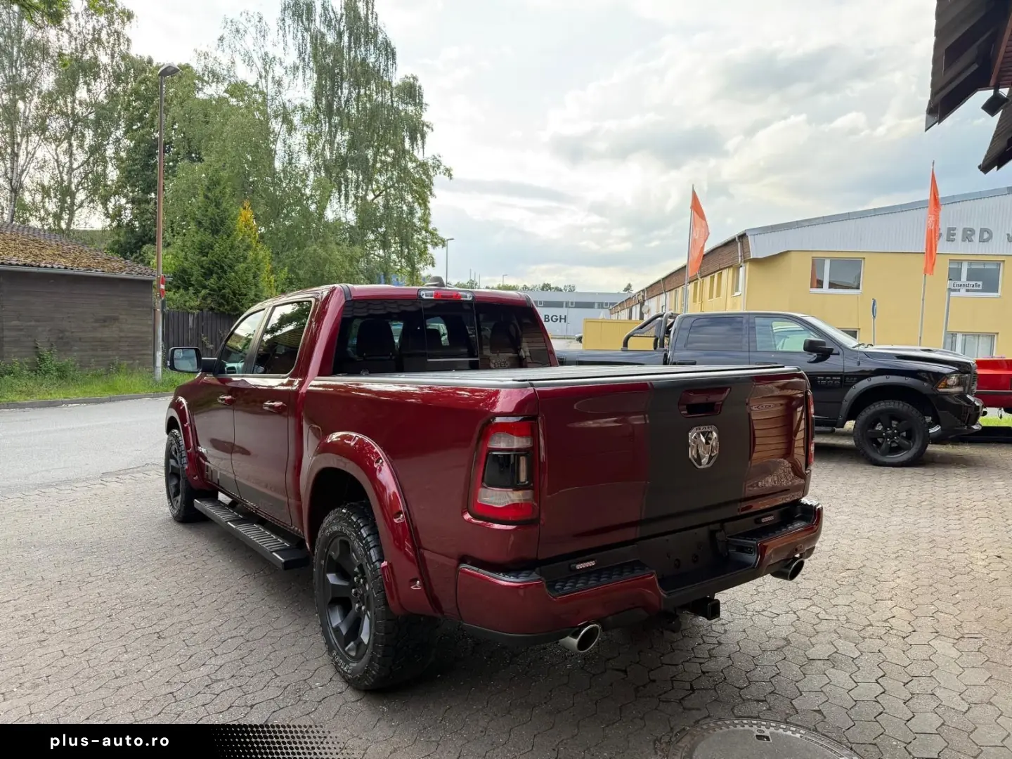 DODGE 5.7 4X4 OFFROAD LIFT AHK NAVI GARANTIE ABDECKUNG