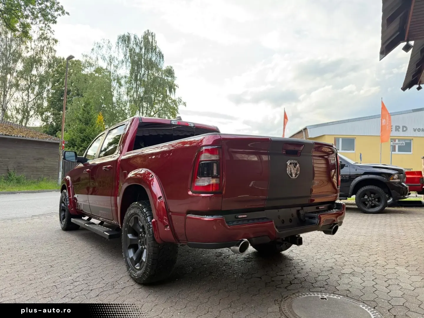 DODGE 5.7 4X4 OFFROAD LIFT AHK NAVI GARANTIE ABDECKUNG