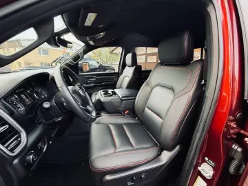 DODGE 5.7 4X4 OFFROAD LIFT AHK NAVI GARANTIE ABDECKUNG