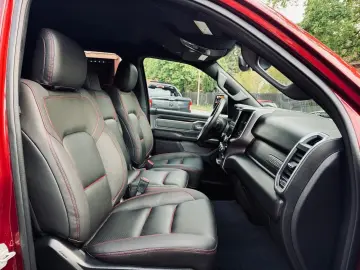 DODGE 5.7 4X4 OFFROAD LIFT AHK NAVI GARANTIE ABDECKUNG