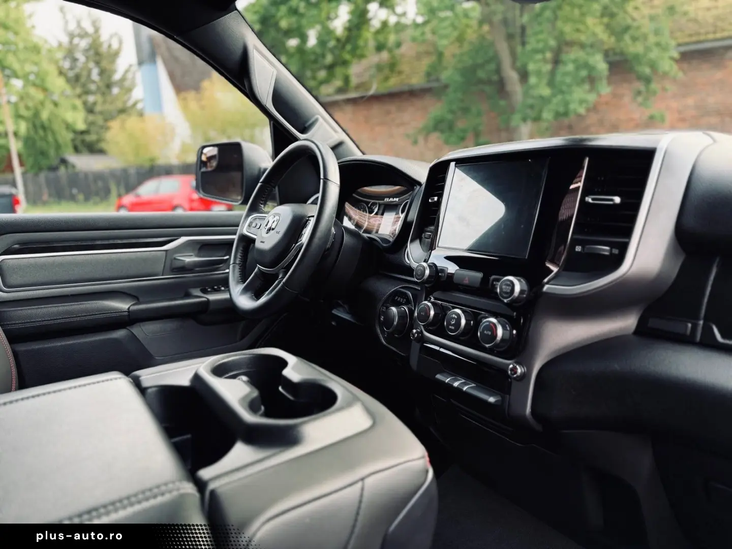 DODGE 5.7 4X4 OFFROAD LIFT AHK NAVI GARANTIE ABDECKUNG