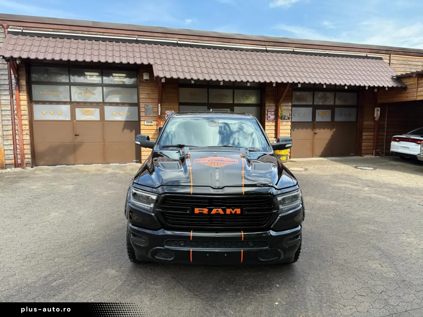 DODGE V8 OFFROAD LIFT BÜGEL LED 4X4 NAVI AHK GARANTIE