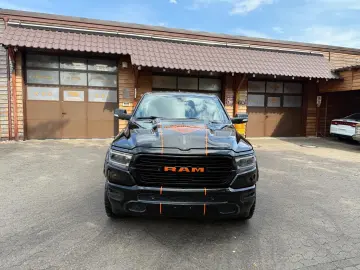 DODGE V8 OFFROAD LIFT BÜGEL LED 4X4 NAVI AHK GARANTIE