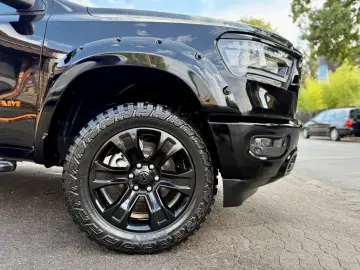 DODGE V8 OFFROAD LIFT BÜGEL LED 4X4 NAVI AHK GARANTIE