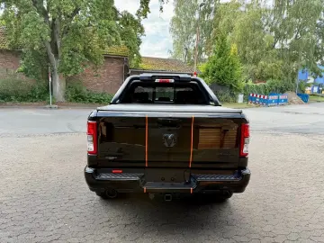 DODGE V8 OFFROAD LIFT BÜGEL LED 4X4 NAVI AHK GARANTIE