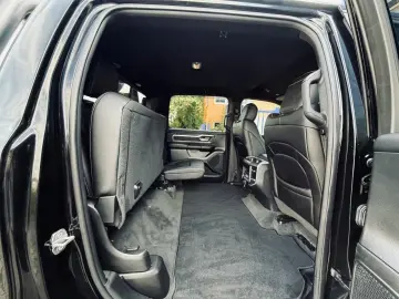 DODGE V8 OFFROAD LIFT BÜGEL LED 4X4 NAVI AHK GARANTIE