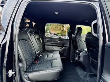 DODGE V8 OFFROAD LIFT BÜGEL LED 4X4 NAVI AHK GARANTIE