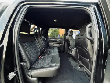 DODGE V8 OFFROAD LIFT BÜGEL LED 4X4 NAVI AHK GARANTIE