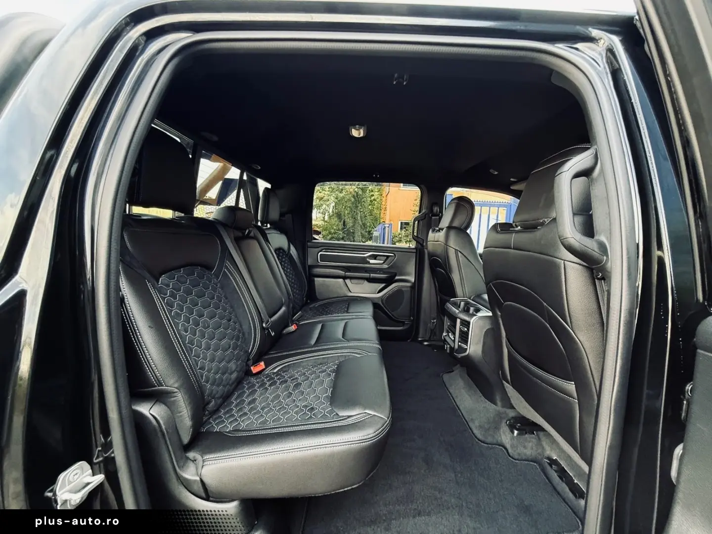 DODGE V8 OFFROAD LIFT BÜGEL LED 4X4 NAVI AHK GARANTIE