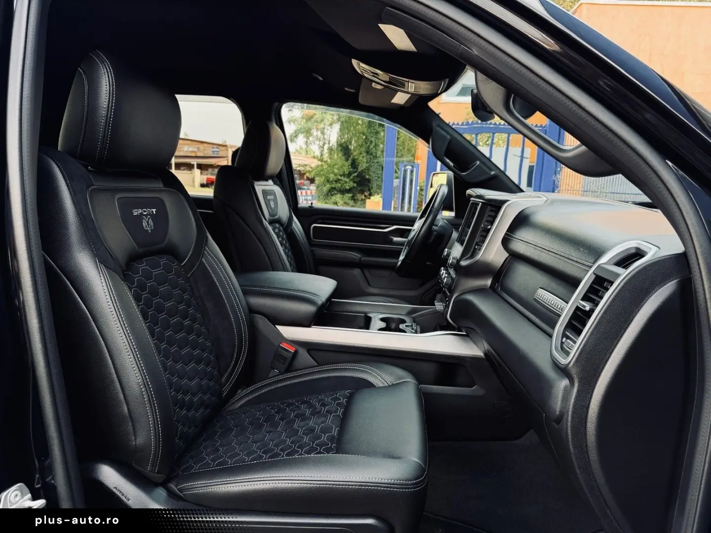 DODGE V8 OFFROAD LIFT BÜGEL LED 4X4 NAVI AHK GARANTIE