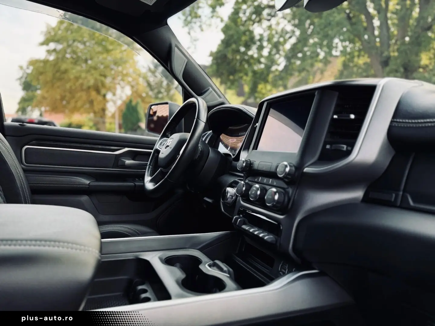 DODGE V8 OFFROAD LIFT BÜGEL LED 4X4 NAVI AHK GARANTIE