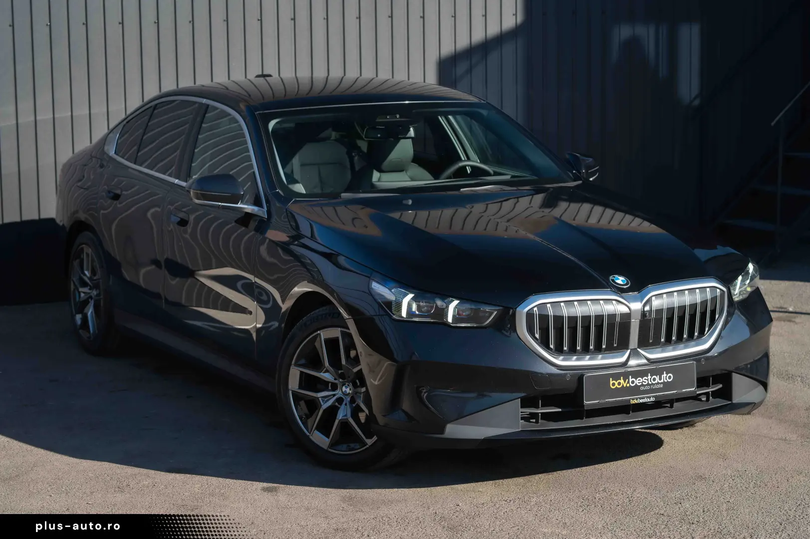 BMW Seria 5 520d xDrive Aut