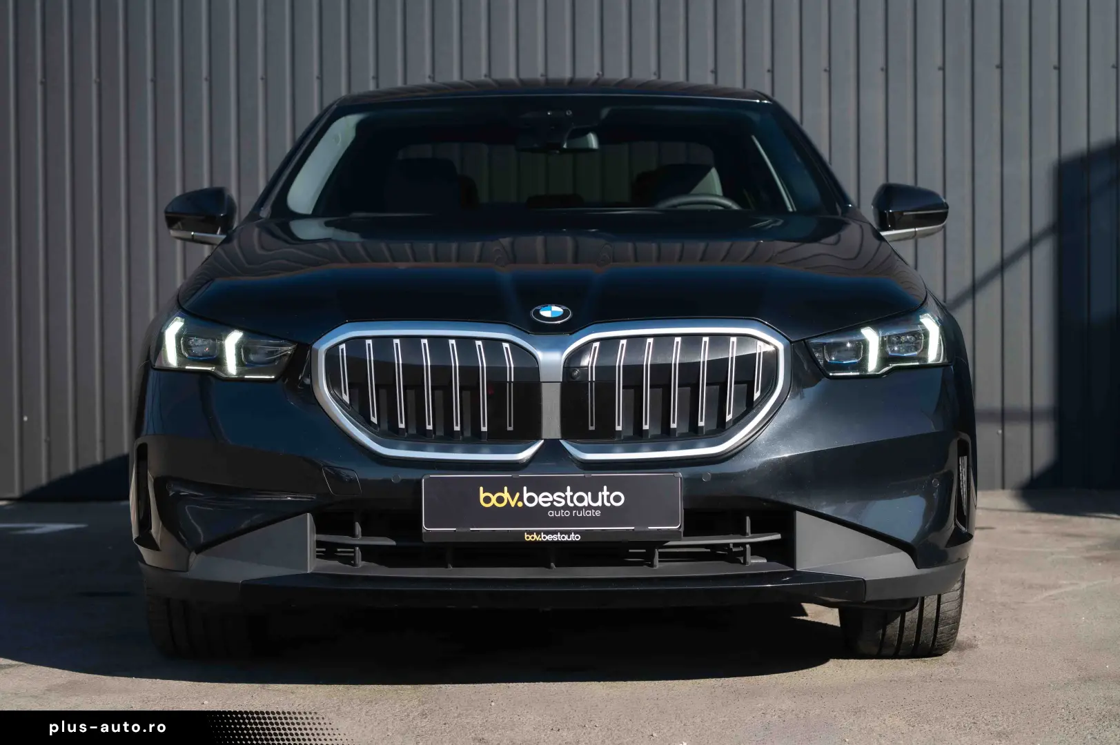 BMW Seria 5 520d xDrive Aut