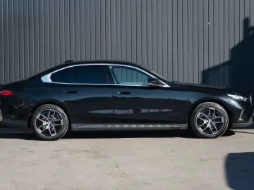 BMW Seria 5 520d xDrive Aut