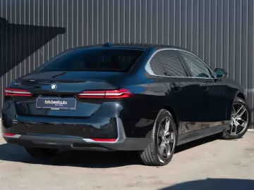 BMW Seria 5 520d xDrive Aut