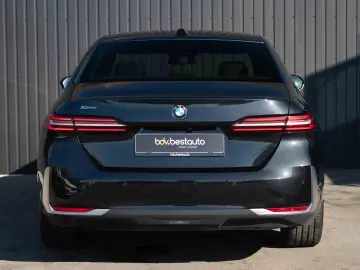 BMW Seria 5 520d xDrive Aut