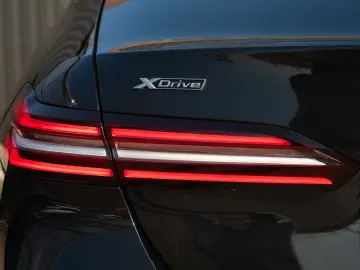 BMW Seria 5 520d xDrive Aut