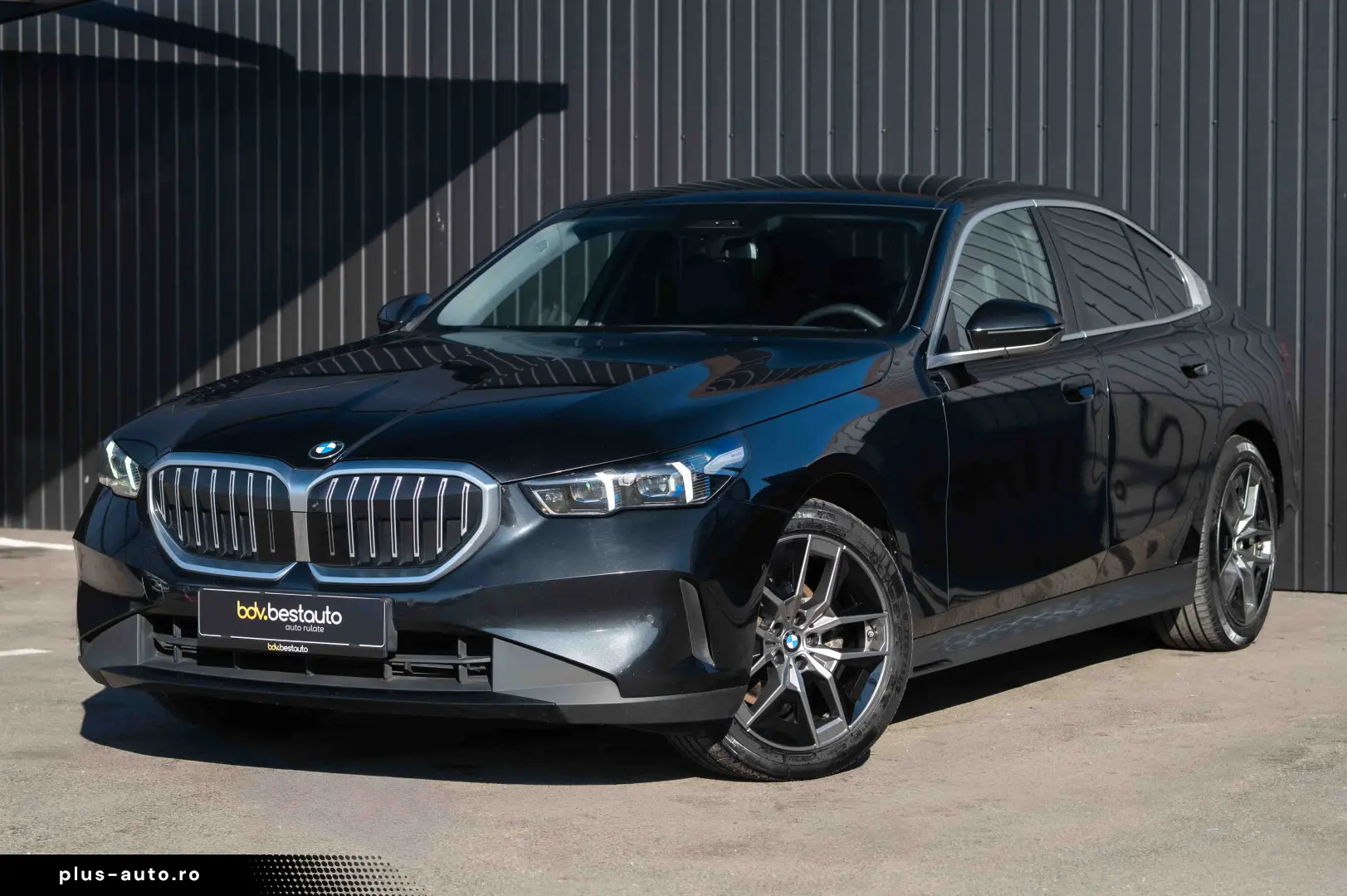 BMW Seria 5 520d xDrive Aut