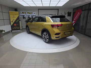 Volkswagen T-Roc 1.6 TDI IQ.DRIVE   ‘’R-Line”