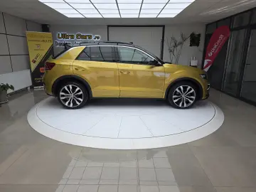 Volkswagen T-Roc 1.6 TDI IQ.DRIVE   ‘’R-Line”