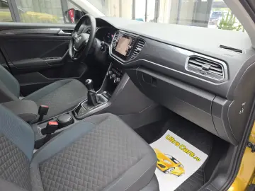 Volkswagen T-Roc 1.6 TDI IQ.DRIVE   ‘’R-Line”