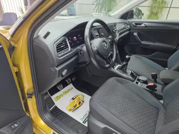 Volkswagen T-Roc 1.6 TDI IQ.DRIVE   ‘’R-Line”