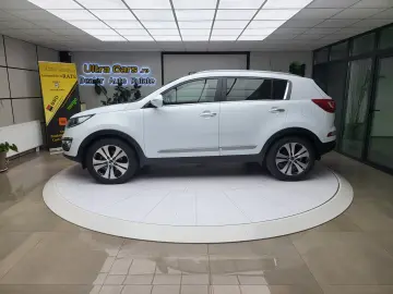 Kia Sportage 2.0CRDi  185cp   4WD  Automat