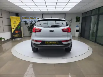 Kia Sportage 2.0CRDi  185cp   4WD  Automat