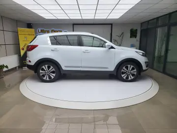 Kia Sportage 2.0CRDi  185cp   4WD  Automat
