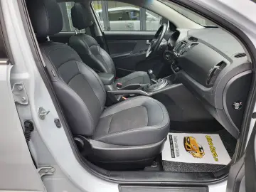 Kia Sportage 2.0CRDi  185cp   4WD  Automat