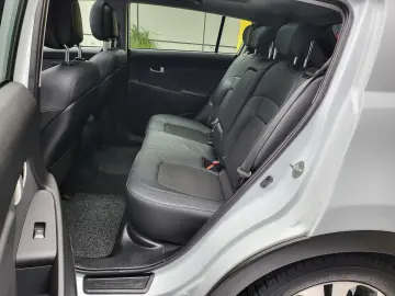 Kia Sportage 2.0CRDi  185cp   4WD  Automat