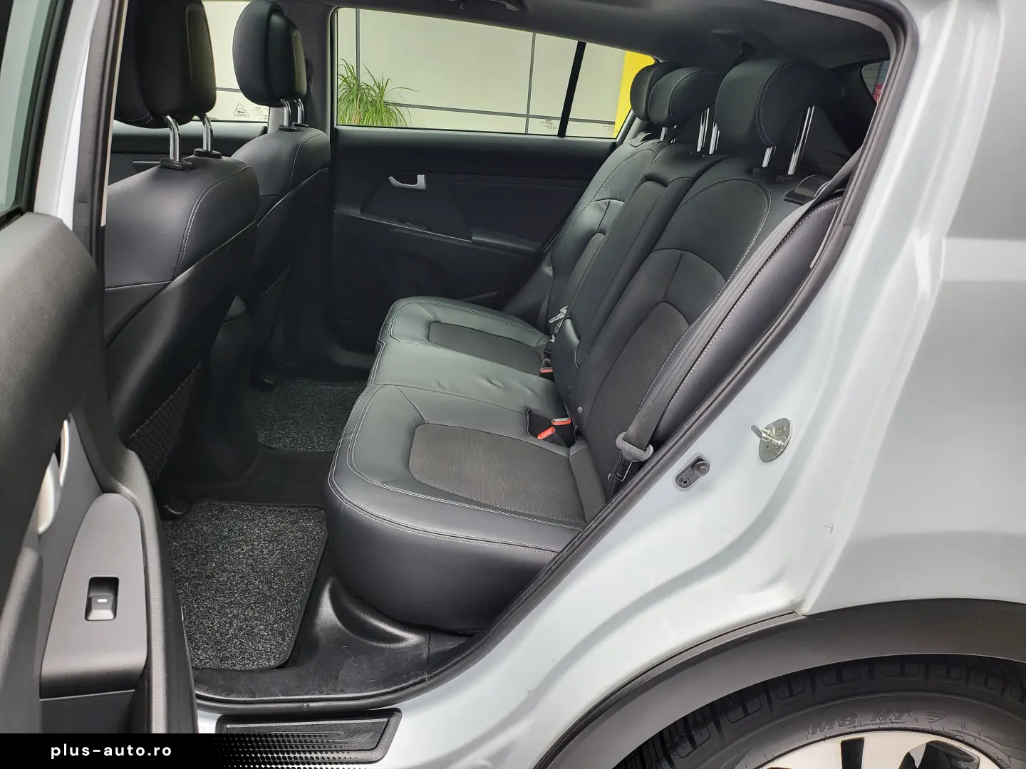 Kia Sportage 2.0CRDi  185cp   4WD  Automat