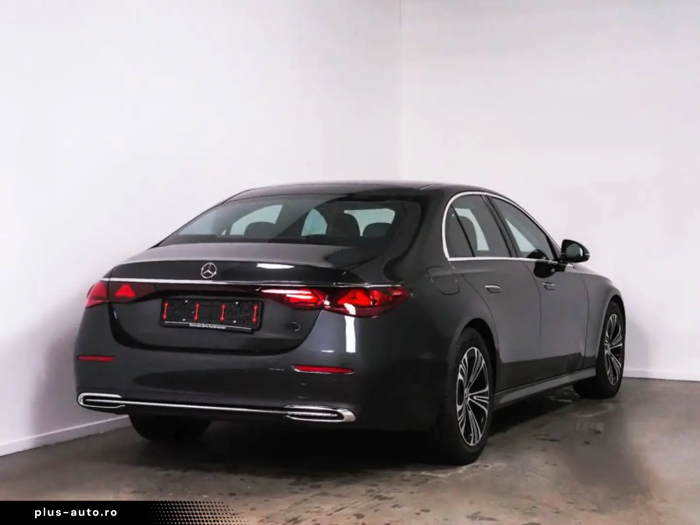 MERCEDES-BENZ E 220 d Avantgarde 360  MEMORY Digital&hellip;