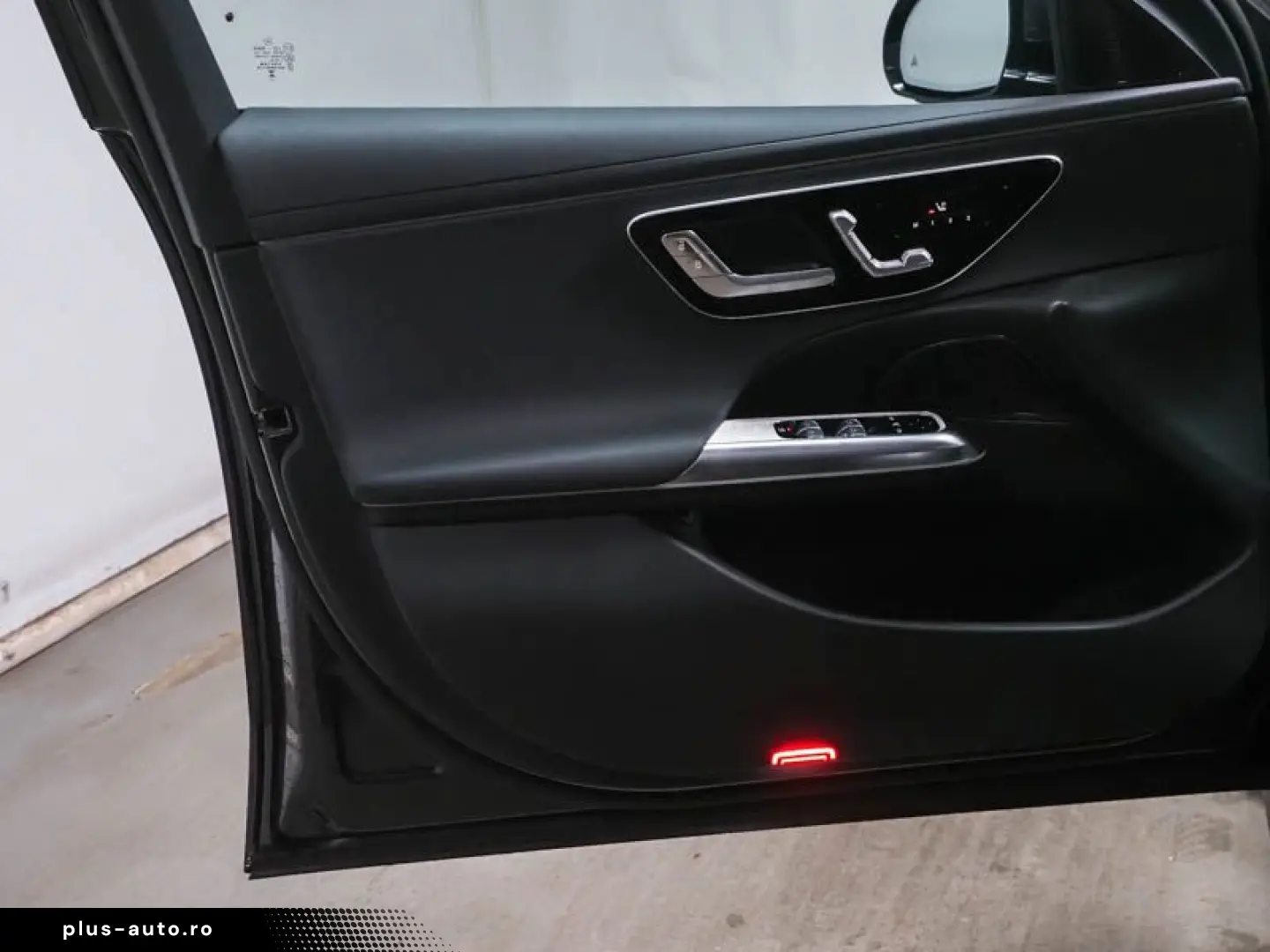 MERCEDES-BENZ E 220 d Avantgarde 360  MEMORY Digital&hellip;