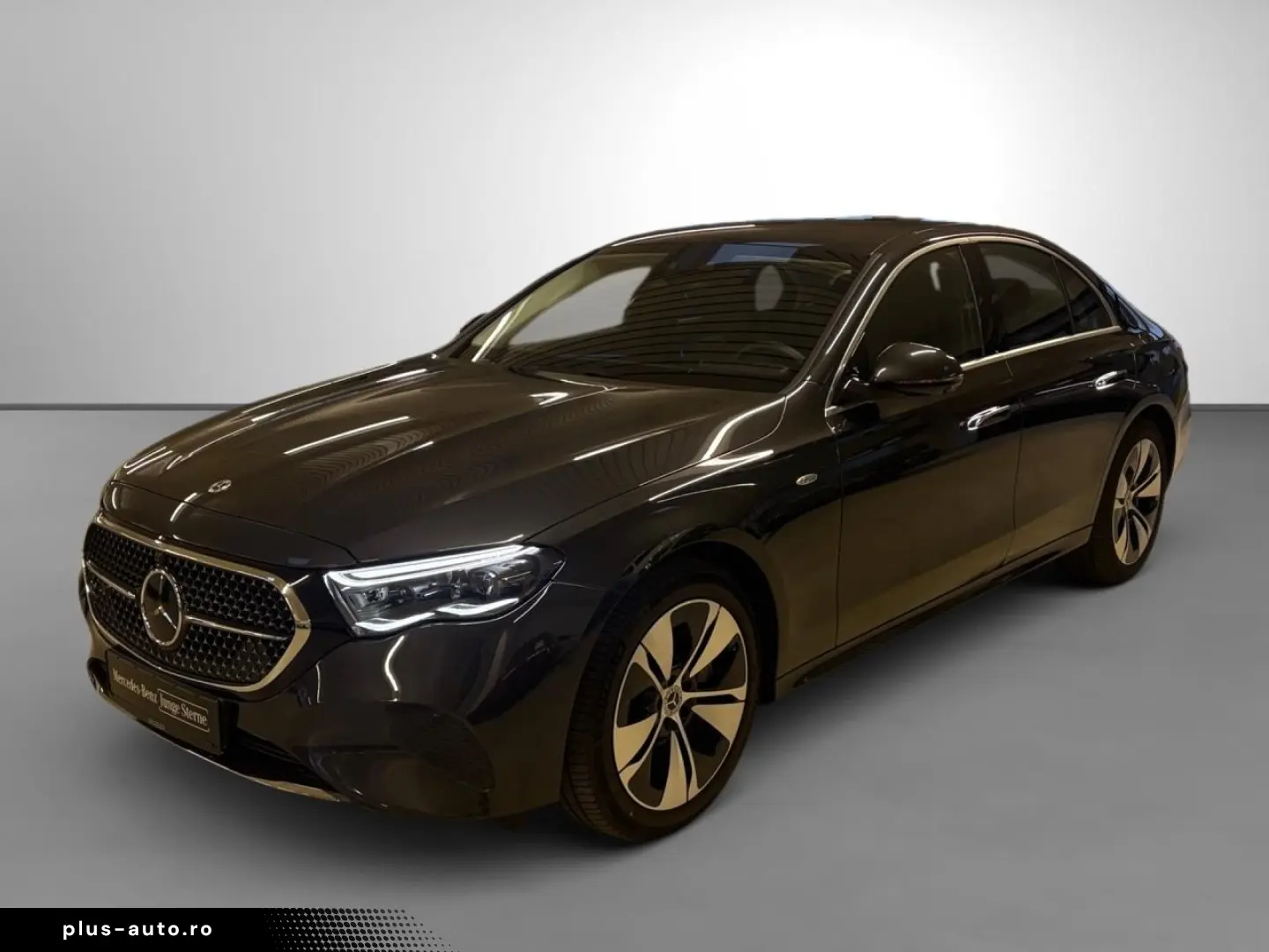 MERCEDES-BENZ E 300 e Avantgarde Distronic AHK Digital Light