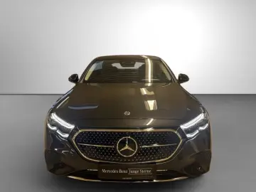MERCEDES-BENZ E 300 e Avantgarde Distronic AHK Digital Light