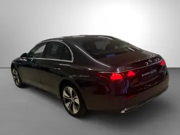 MERCEDES-BENZ E 300 e Avantgarde Distronic AHK Digital Light