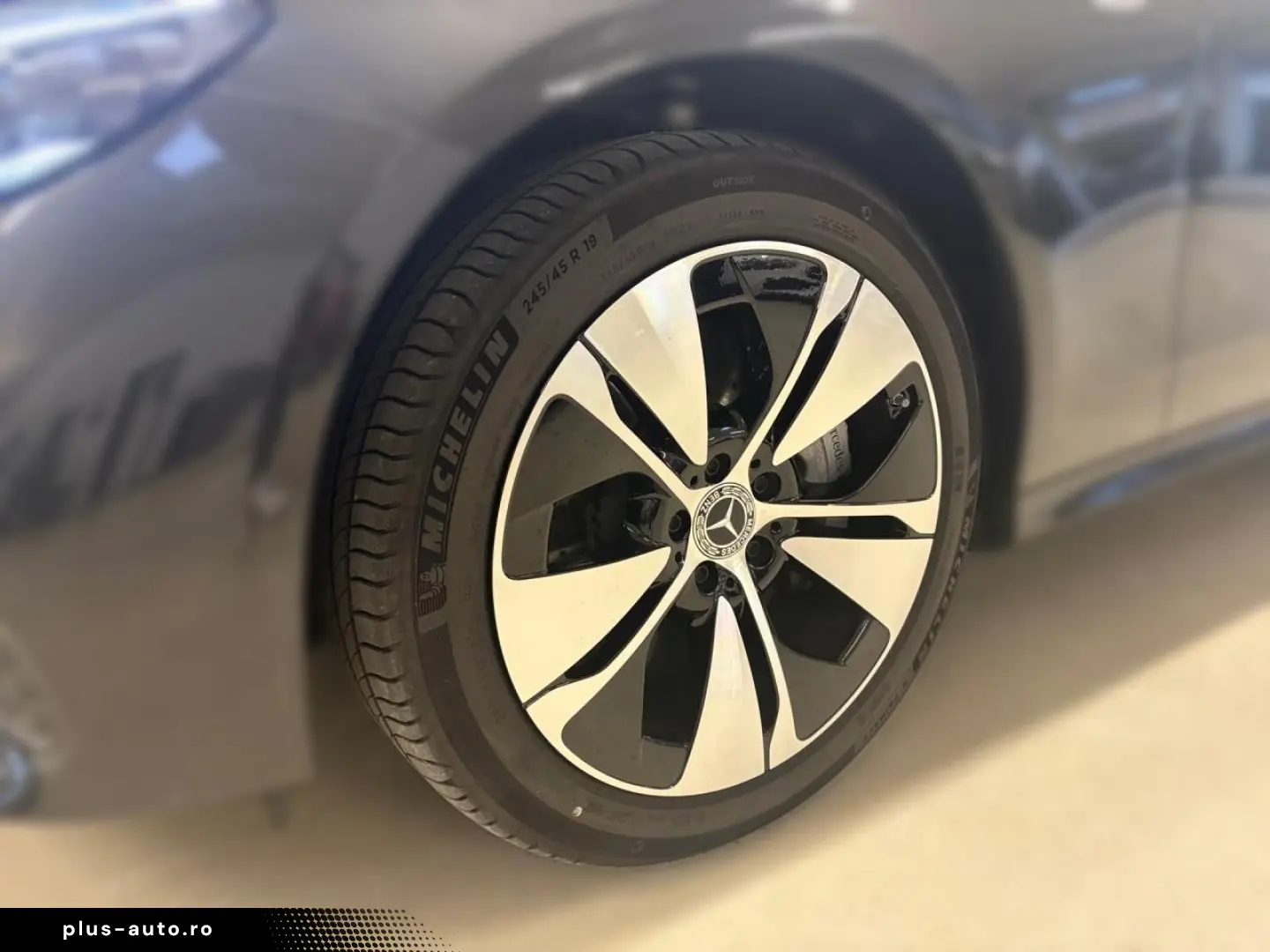 MERCEDES-BENZ E 300 e Avantgarde Distronic AHK Digital Light