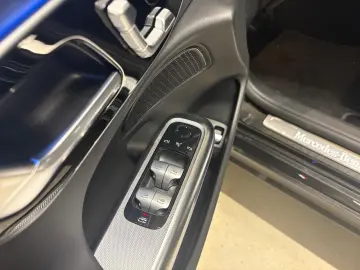 MERCEDES-BENZ E 300 e Avantgarde Distronic AHK Digital Light