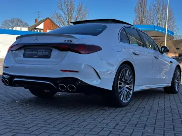 MERCEDES-BENZ E 53 AMG 4M  Hybrid Pano Sitzklima HUD 20 Zoll