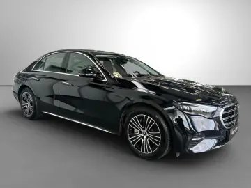 MERCEDES-BENZ E 450 d 4M Exclusive Pano Massage Sitz&hellip;