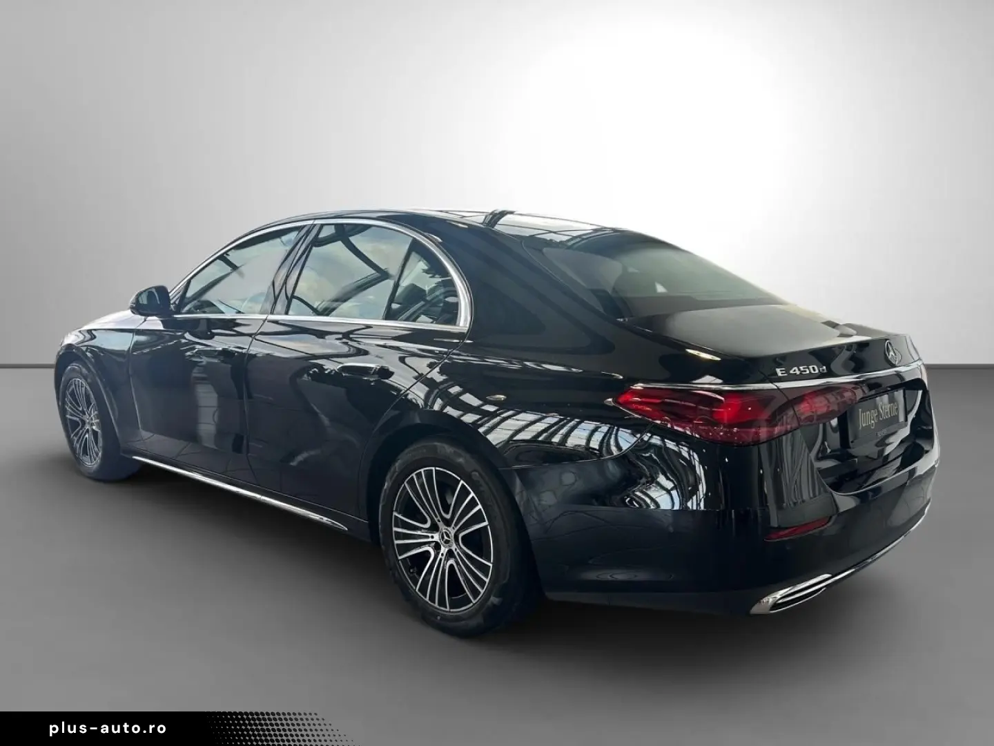 MERCEDES-BENZ E 450 d 4M Exclusive Pano Massage Sitz&hellip;