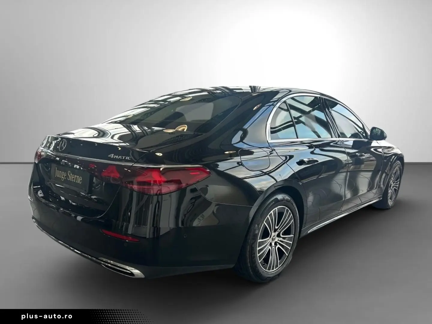 MERCEDES-BENZ E 450 d 4M Exclusive Pano Massage Sitz&hellip;