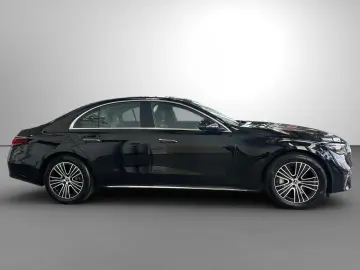 MERCEDES-BENZ E 450 d 4M Exclusive Pano Massage Sitz&hellip;