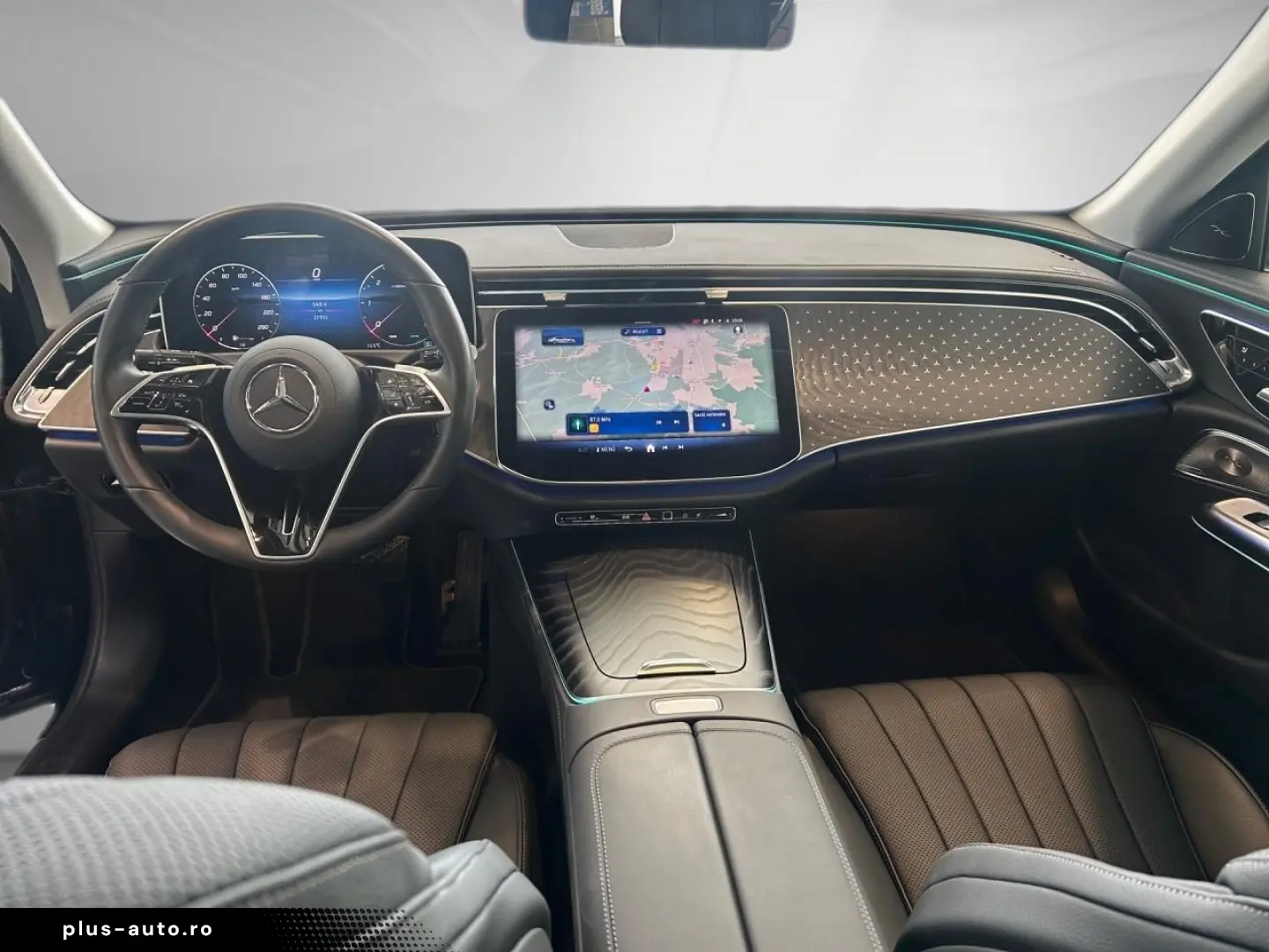 MERCEDES-BENZ E 450 d 4M Exclusive Pano Massage Sitz&hellip;