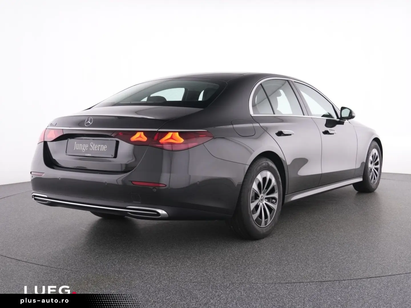 MERCEDES-BENZ E 200 Avantgarde NavPrem LED KeyG Dist&hellip;